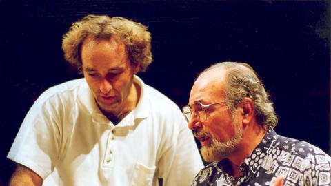  Marcello Viotti und  Renato Bruson besprechen Partitur